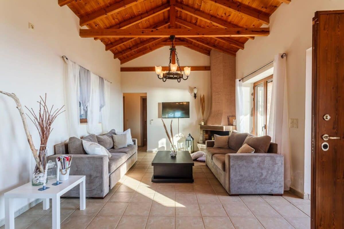 Mani Panoramic Seaviews - Luxury Summer Haven Lévktron Eksteriør bilde